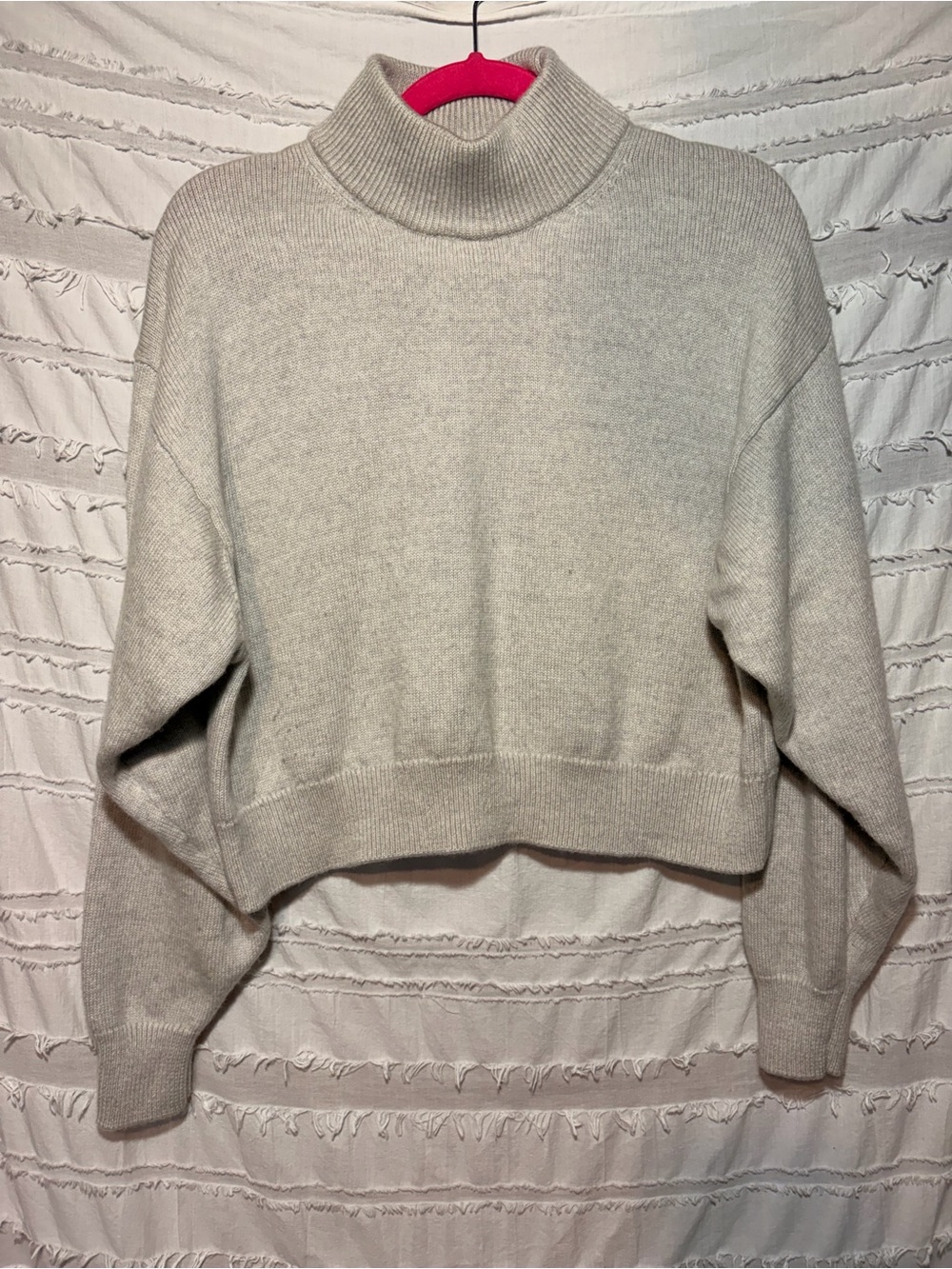 Aritzia Wilfred Free wool cropped mock neck chunky sweater